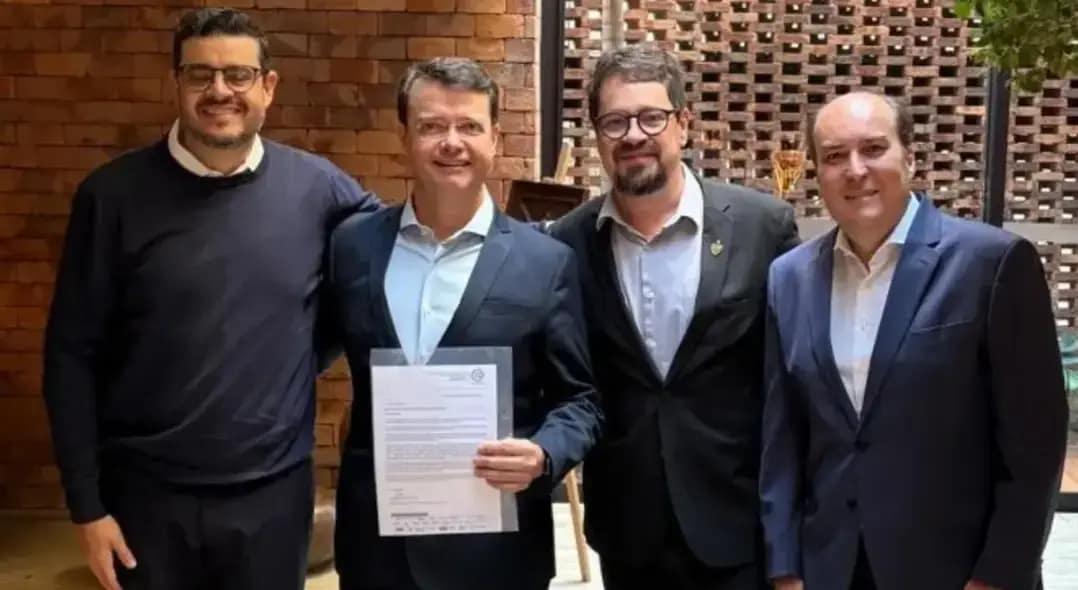 Guilherme Carrara, da AeC, Edmar Paiva, Pottencial Seguradora, Alexandre Barcelos, Presidente do Conselho de administração do IBEF-MG e Fábio Abreu de Paula da PwC Brasil