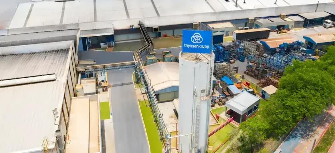 Fábrica da thyssenkrupp em Ibirité, Minas Gerais, onde são desenvolvidas iniciativas de produção sustentável e redução das emissões de carbono