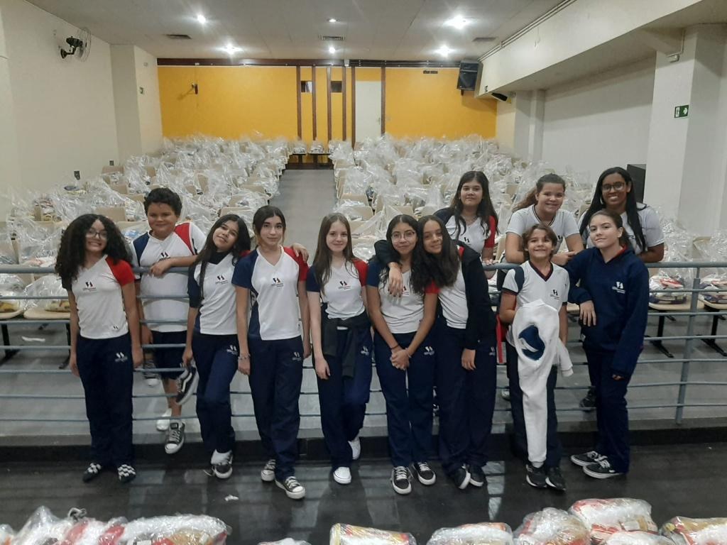 Alunos do colégio Santo Agostinho arrecadam mais de 34 toneladas de alimentos