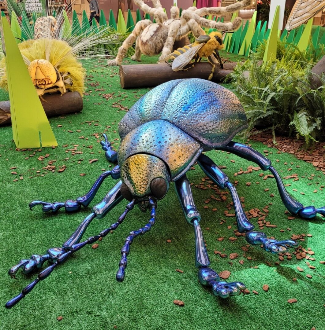 Shopping recebe exposição com “insetos” gigantes em programação de férias