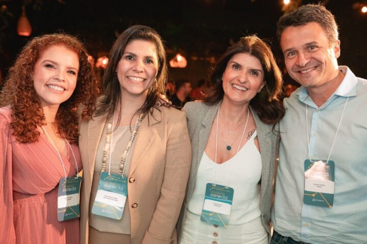 Alinne Ferreira Rani Campos Luciana Gallo e Ronaldo Ribeiro Alinne Ferreira Rani Campos Luciana Gallo e Ronaldo Ribeiro