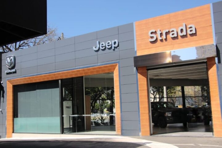 Strada Jeep Ram é a 1ª de MG dentro dos novos padrões mundiais fachada Strada Jeep Ram