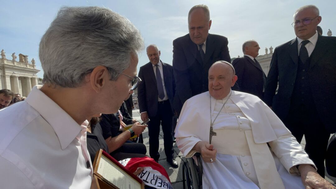 Romeu Zema participa de audiência pública com Papa Francisco