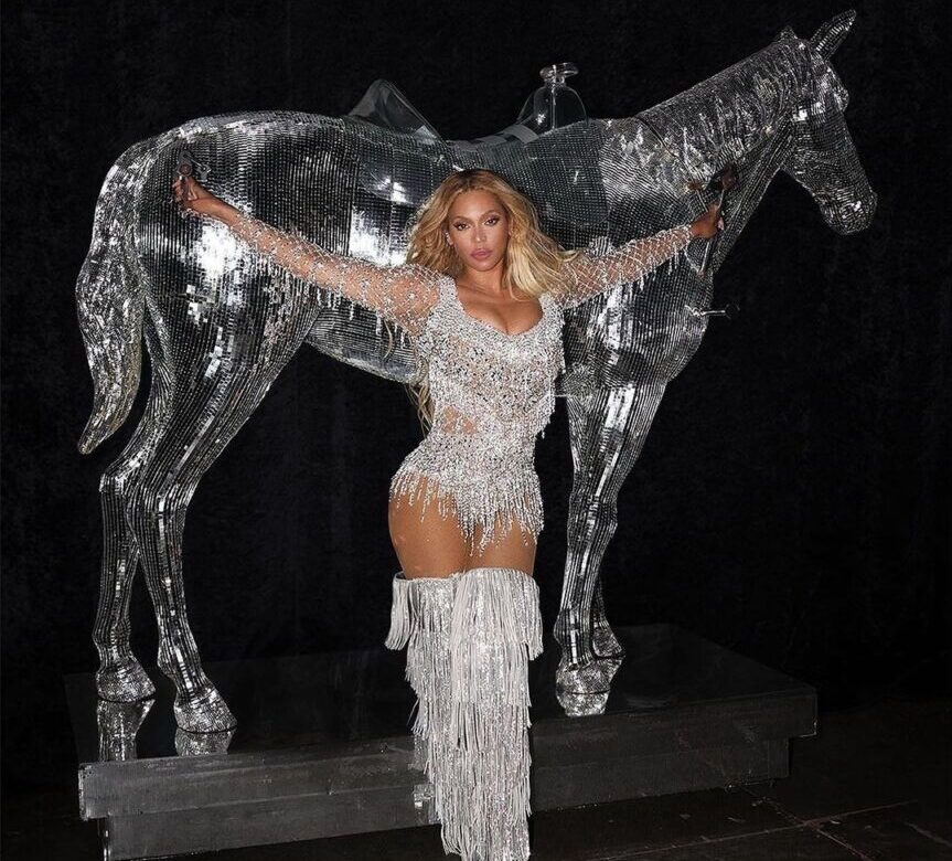 Beyoncé usa grife de estilista mineira em nova turnê