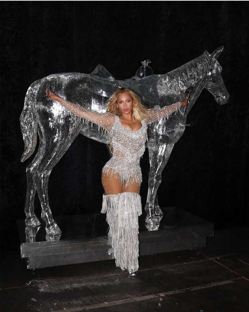 Beyoncé usa grife de estilista mineira em nova turnê