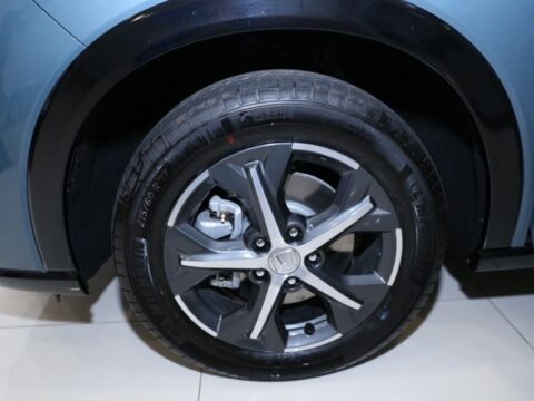 ZRV roda lia leve na Auto Japan