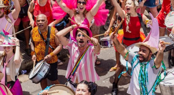 Carnaval de BH tem bloco nesta terça-feira (6) Carnaval em BH LeoLara