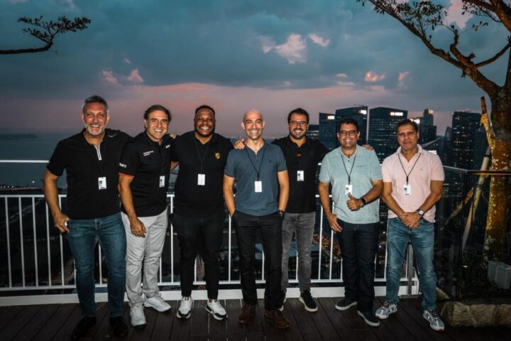 Time do Porsche Center BH e Salvador em Singapura (3) Time do Porsche Center BH e Salvador em Singapura (3)