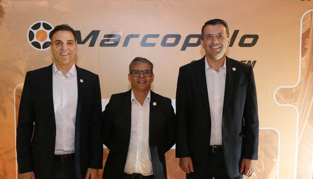 Marcopolo celebra 75 anos