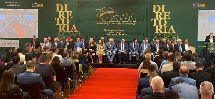 Confederação Nacional de Municípios elege nova diretoria Posse AMM Confederação Municípios