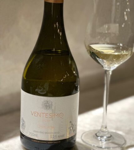 Ulian Ventesimo Chardonnay Degustatividade: Ulian Ventesimo Chardonnay