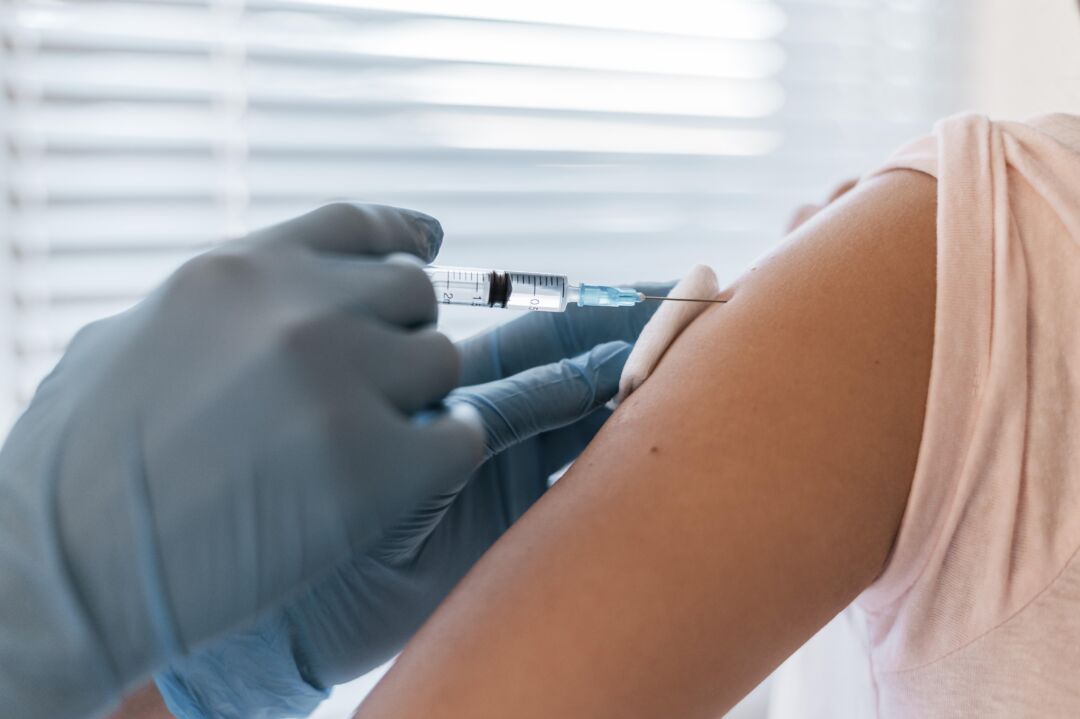 patient getting their vaccine