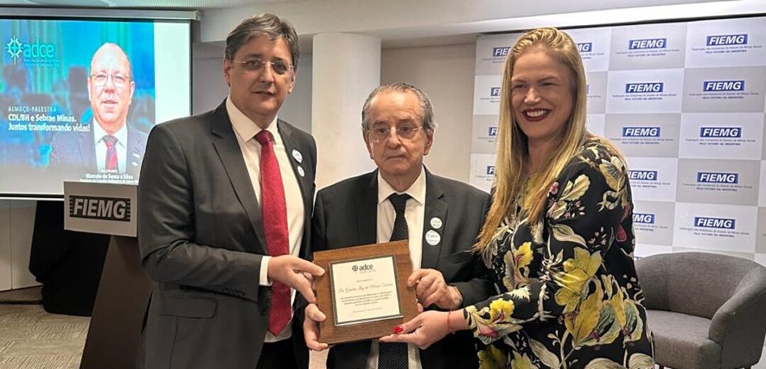 O novo presidente da ADCE Alexandre Figueiredo Geraldo Luiz de Moura Tavares e Maria Flavia Maximo