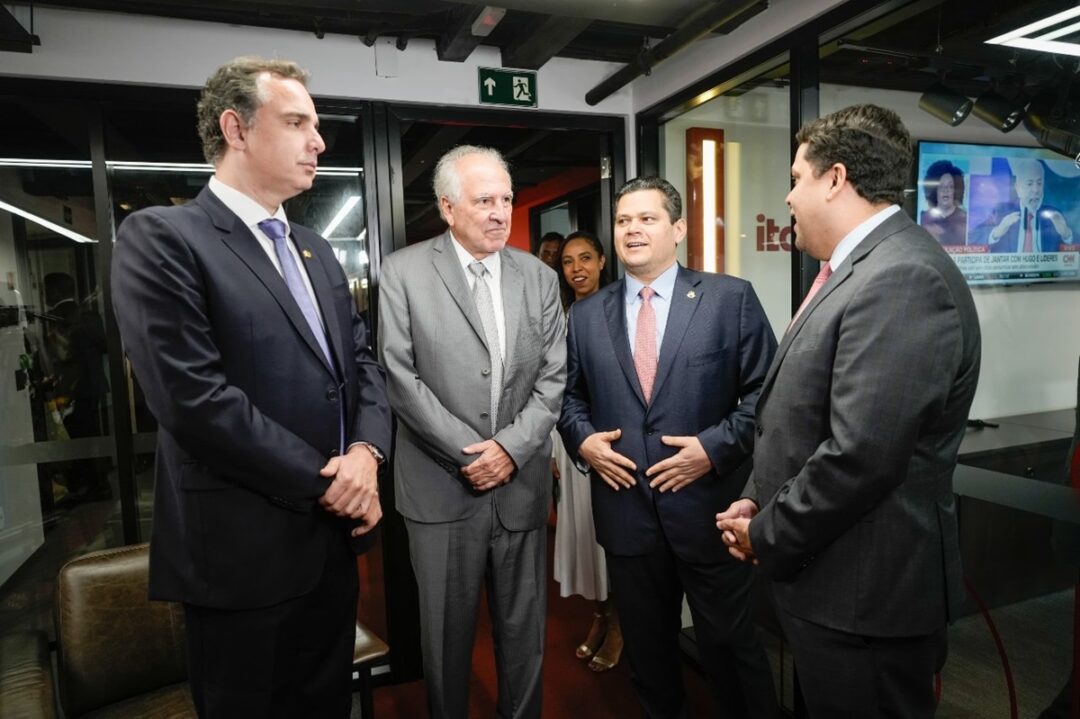 Rodrigo Pacheco Rubens Menin Davi Alcolumbre e João Victor Xavier
