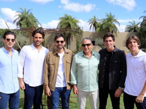 Cris Carneiro e Argeo Geo: Argeo Filho Renato Rodrigo Argeo Paulo Victor e Joao Paulo Geo (Edy Fernandes) 1