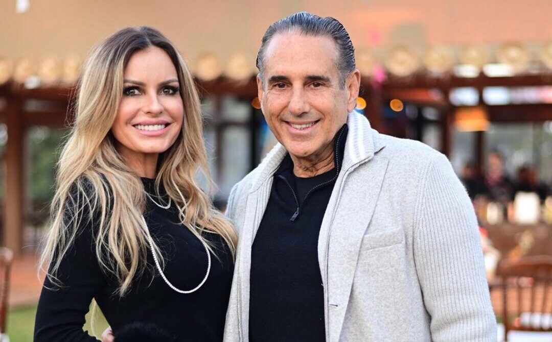 Argeo Geo e Cris Carneiro reúnem amigos para animada festa junina