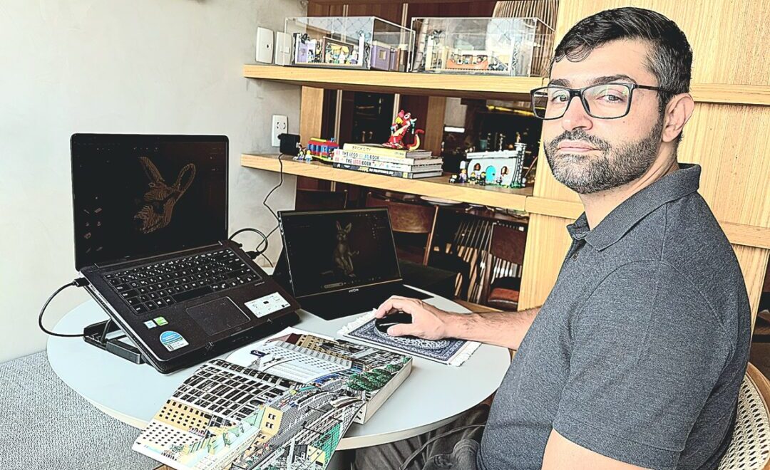 Arte em blocos: mineiro transforma Lego em obra e vira referência nacional