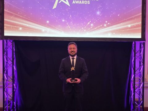 Prefeito de Nova Lima Joao Marcelo Dieguez durante premiacao em Londres (1)