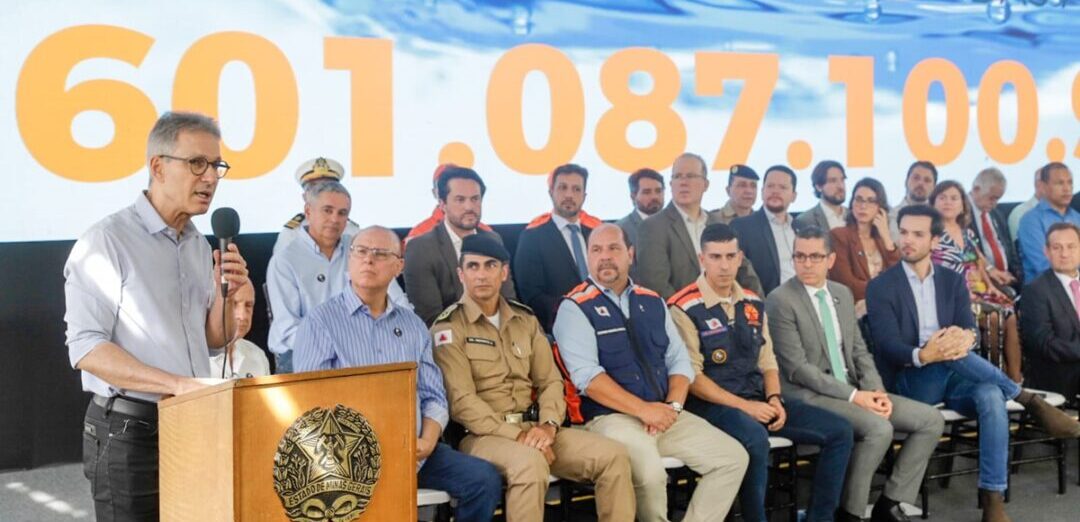 Zema em evento da Copasa