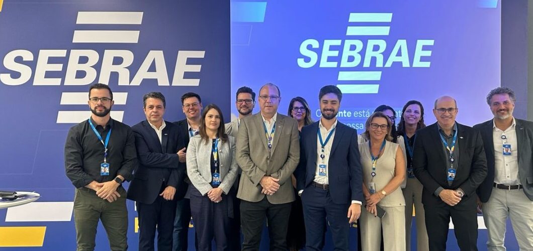 Ferramenta de inteligência é apresentada durante encontro com dirigentes de veículos de comunicação