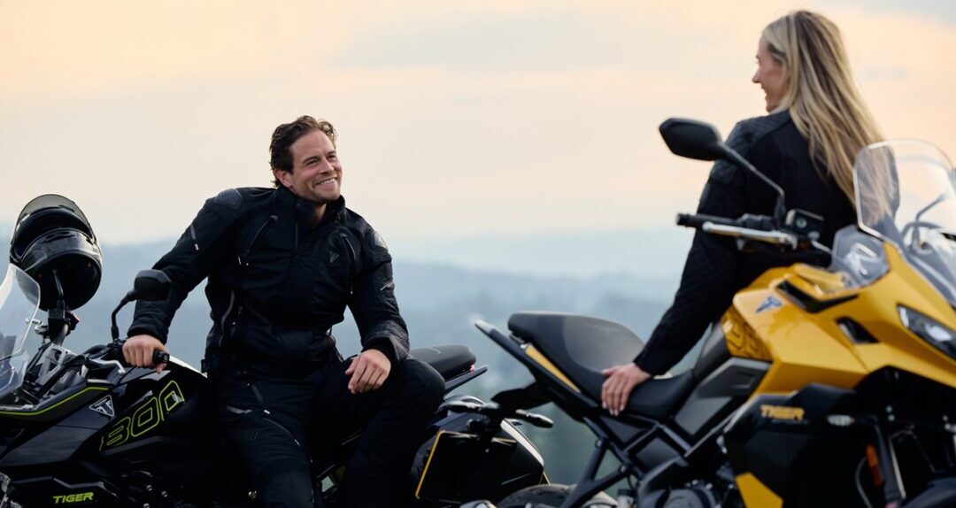 Semana do Motociclista tem bônus em concessionárias de marca britânica