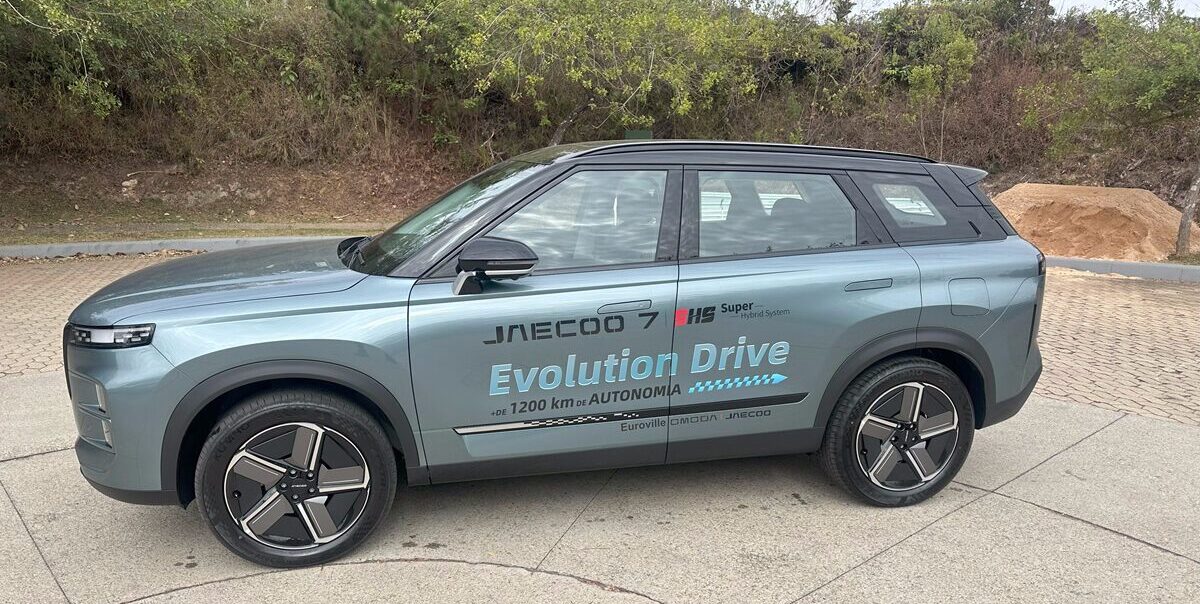 Impressões ao Dirigir: Jaecoo 7 mira alto entre os SUVs médios eletrificados