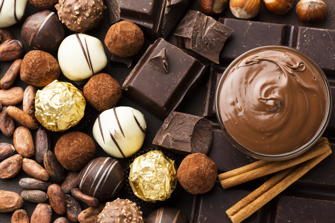 close up de arranjo de chocolate