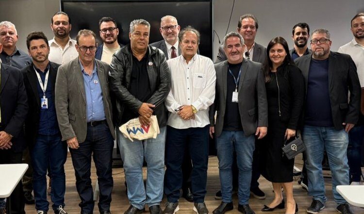 AMM reforça parceria com associações microrregionais e lança agenda de ações estratégicas 