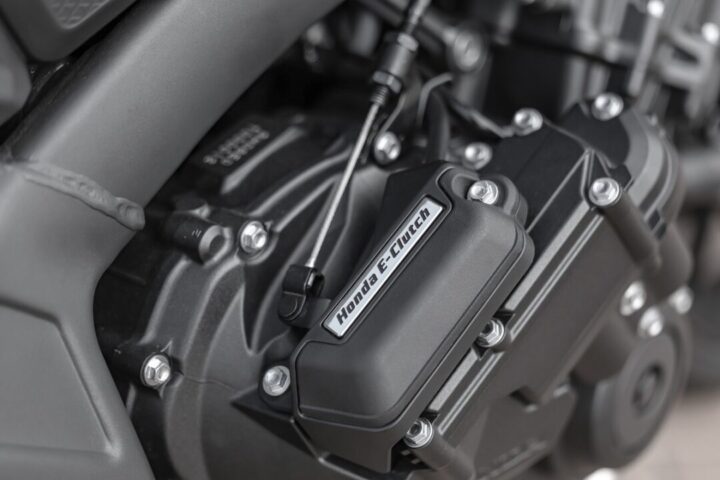 Motocicleta CB 650R 2026