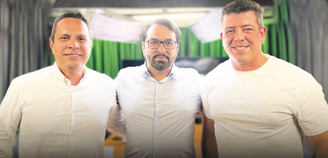 Cássio Lapertosa Felipe Boaventura e Gustavo Macena