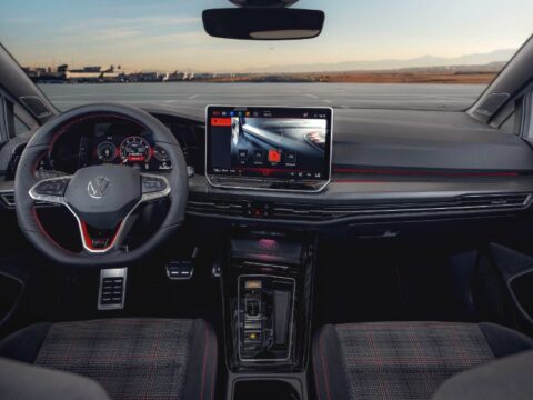 Fabricante Volkswagen anuncia mudanças no Golf e Jetta GTi