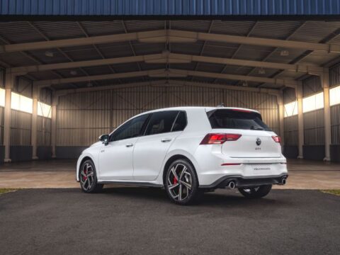 Fabricante Volkswagen anuncia mudanças no Golf e Jetta GTi