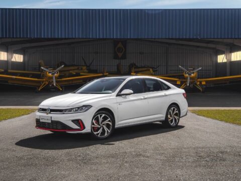 Fabricante Volkswagen anuncia mudanças no Golf e Jetta GTi