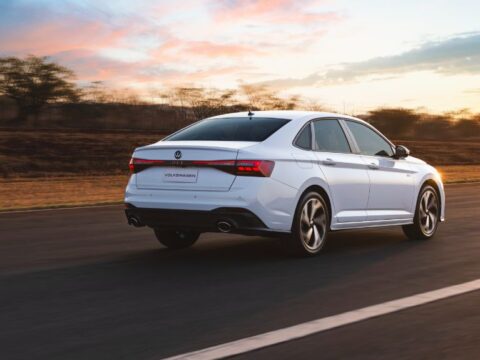 Fabricante Volkswagen anuncia mudanças no Golf e Jetta GTi