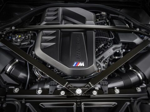 Esportivo BMW M2 CS