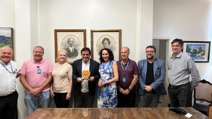 Presentes na cerimônia de reinauguração do Bloco Cirúrgico na Unidade Maria Ambrosina Reinauguração do Bloco Cirúrgico do Hospital da Baleia em BH