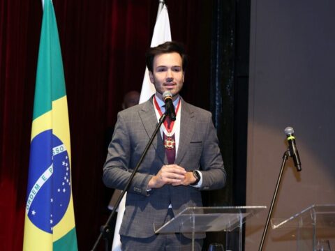Personalidades na cerimônia da Ordem do Mérito Legislativo 2025
