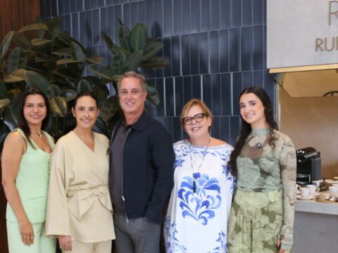 Betânia Silveira Victória Bias Fortes Túlio Pires Duda Mourão Valentina Pires (Edy Fernandes)