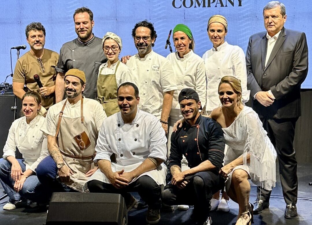 Chefs ao lado do presidente da CAPE José Marcílio e da supeintendente Mônica Araújo