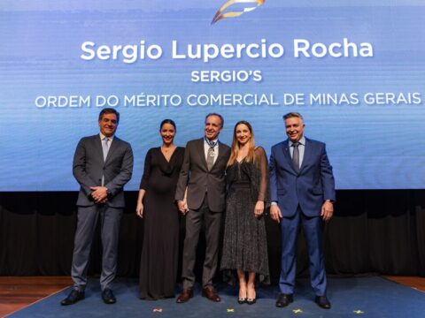 Prêmio Mercúrio teve show de Roberto Carlos
