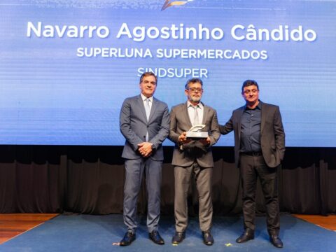 Prêmio Mercúrio teve show de Roberto Carlos