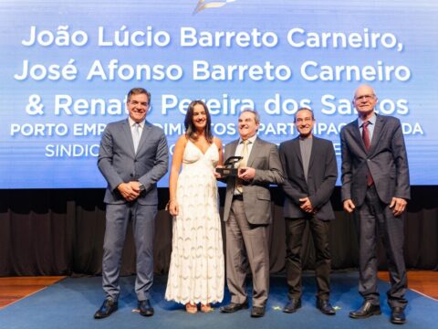 Prêmio Mercúrio teve show de Roberto Carlos