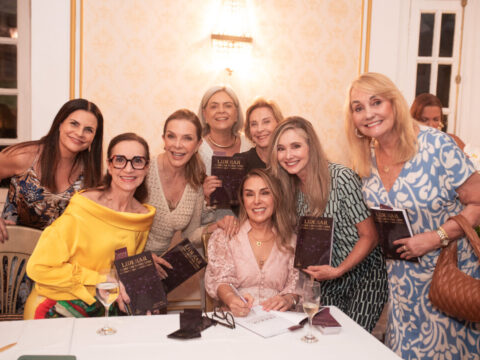 Livro Liderar Com Um Novo Tom - Mulheres que Transformam