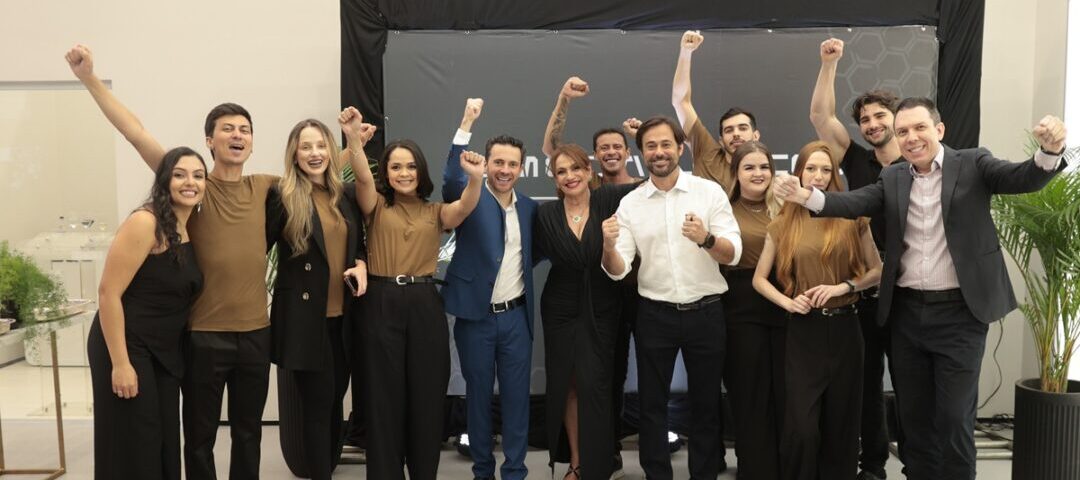 DESTAQUE Pedro Pentagna e toda equipe da concessionária no Triângulo mineiro