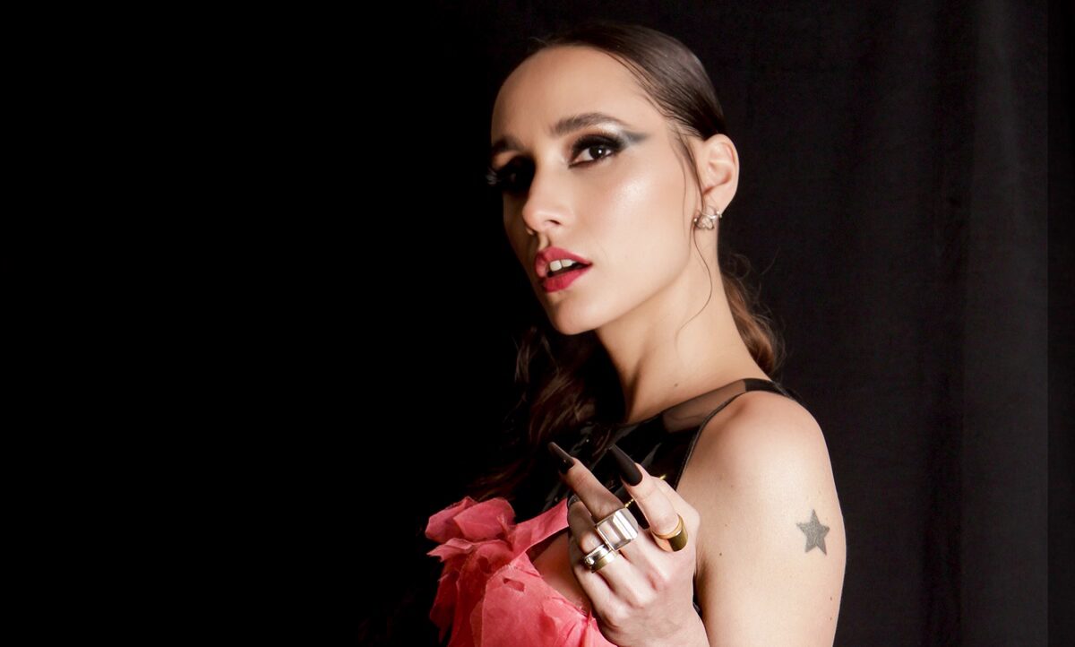 Lia Paris por SIlvana Garzaro