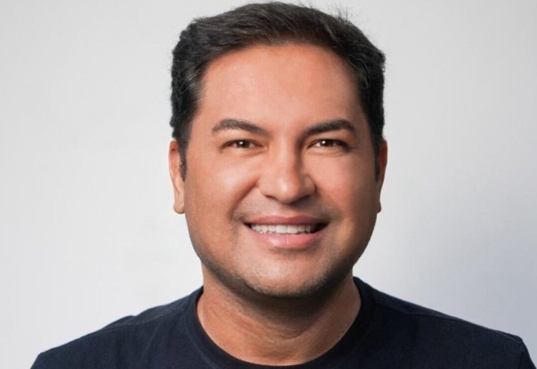 Lucas Couto Lucas Couto é autor do artigo "Espelho: quem somos nós brasileiros?"