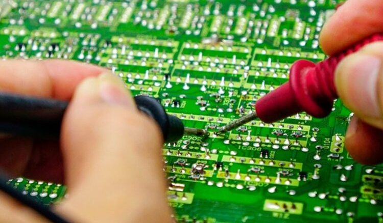 Eletroeletrônica movimenta R$ 27 bi em Minas