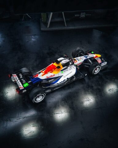 Apresentação novo Formula 1 da equipe red Bull com motor Ford