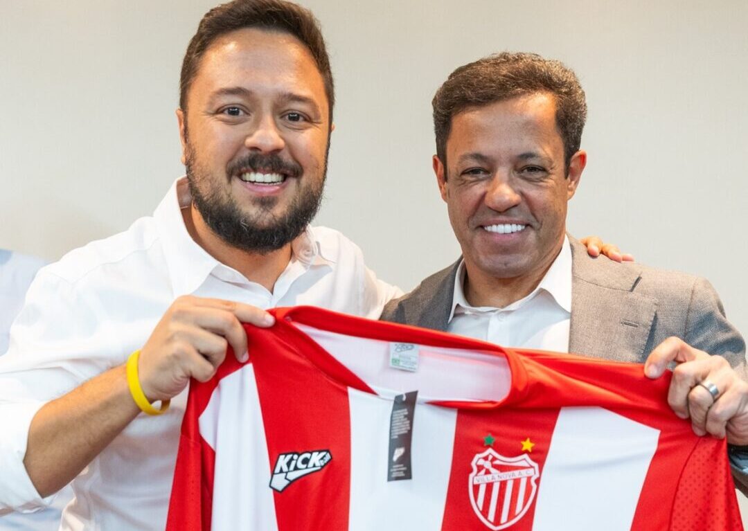 João Marcelo Dieguez e Renato Valentim João Marcelo Dieguez e Renato Valentim comemoram a SAF do Leão do Bonfim