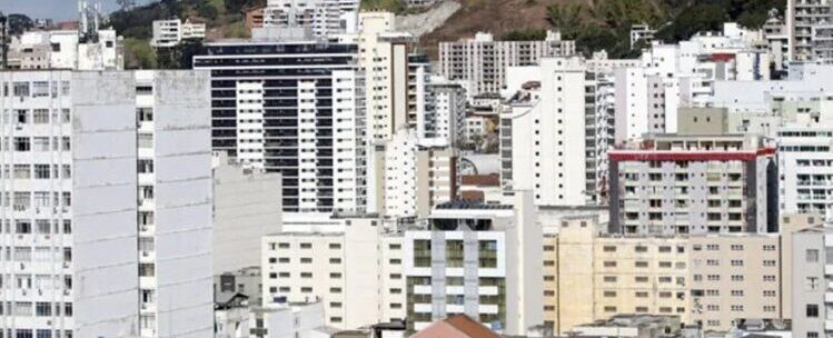 Justiça suspende aumento do IPTU
